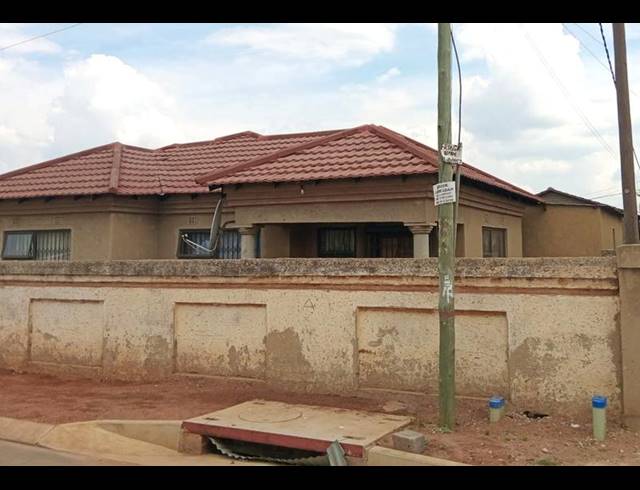 2 BEDROOM HOUSE FOR SALE IN LIKOLE